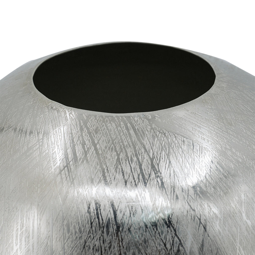 15" Aluminum Vase